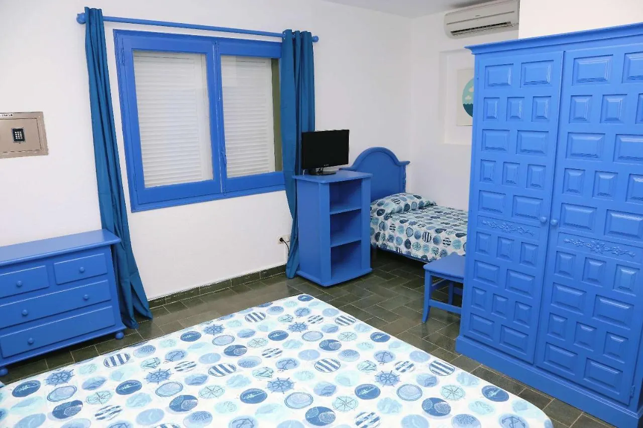 Otel Pensio Solivent Sant Marti d'Empuries İspanya